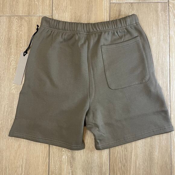 Essentials Fear of God Sweat Shorts Cement XS FOG Essential Running/Fleece Sweat - Picture 2 of 11